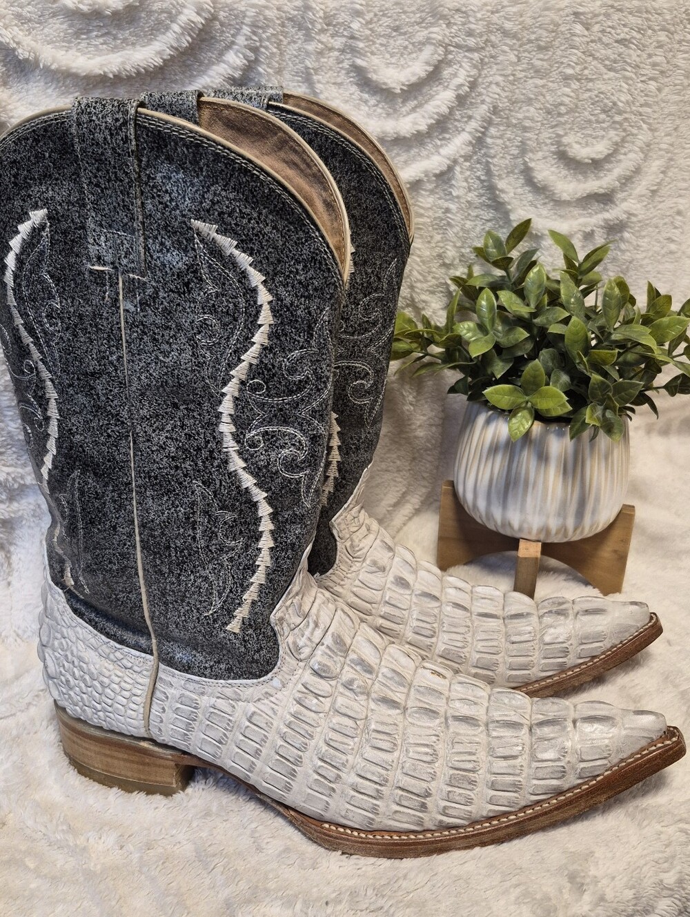 Gran Lider Cowboy Boots Men's Sz 11 Pointed Toe Caiman Croc Western Grey/Cream